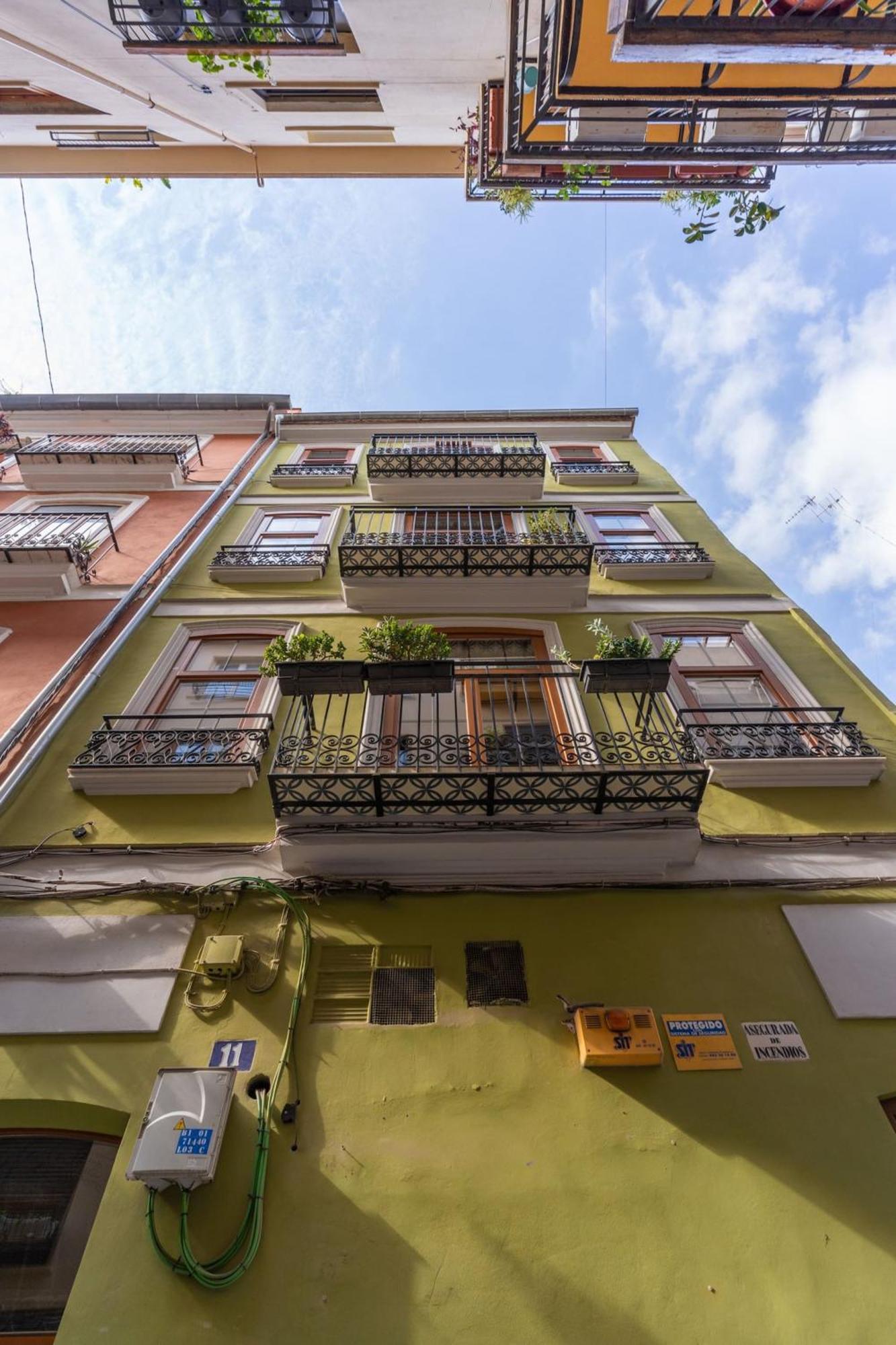 Musico Turia Gardens Apartment Valencia Exterior photo
